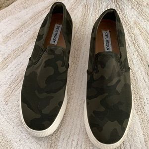 Women’s Steve Madden slip on camouflage sneakers